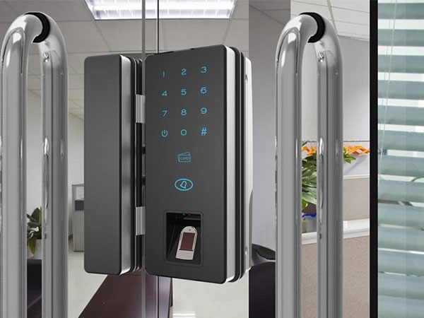 松原24小时上门开锁公司